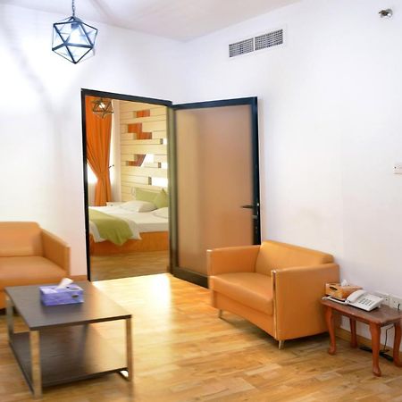 Everest International Hotel Ντουμπάι Εξωτερικό φωτογραφία
