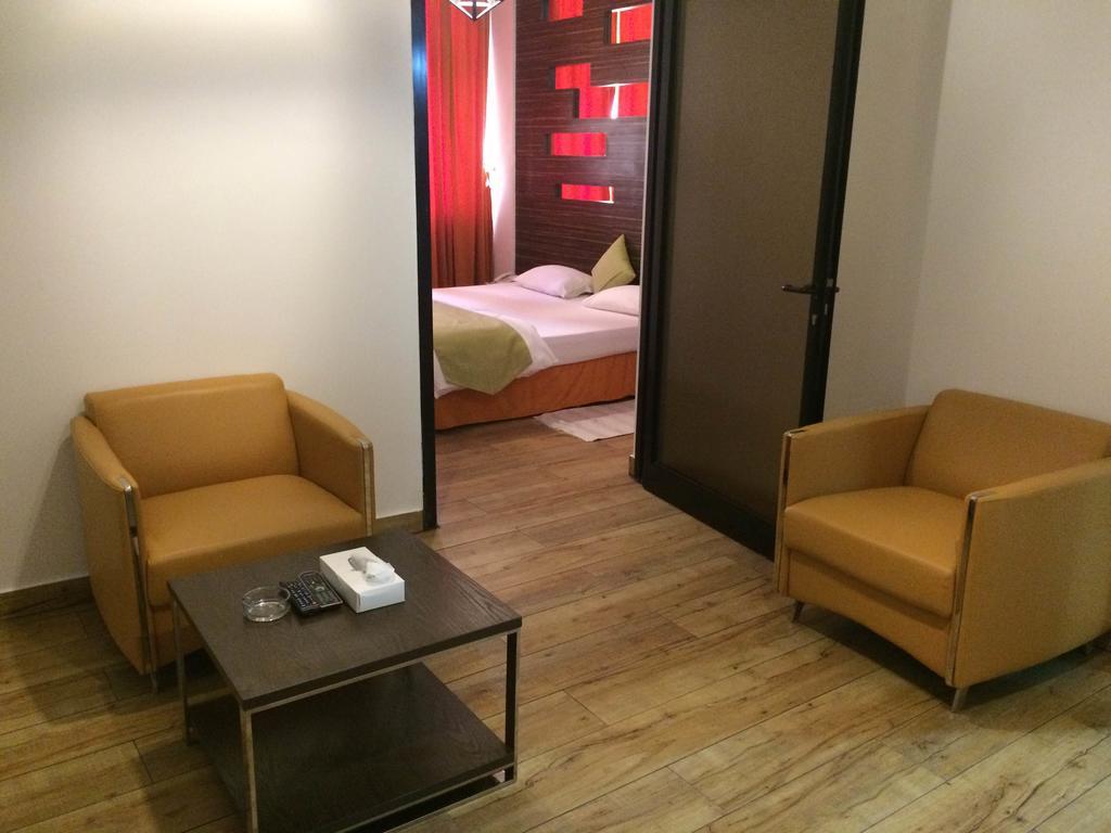 Everest International Hotel Ντουμπάι Εξωτερικό φωτογραφία